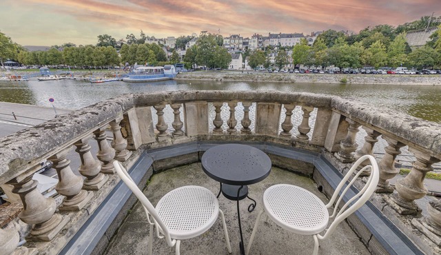 Le Béatrix - Studio vue sur la Mayenne