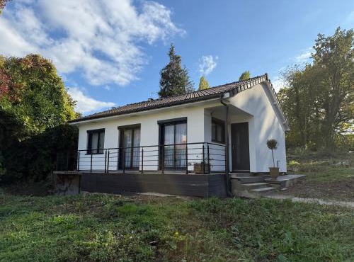 Le Balcon petit extérieur Idéal familles & couples à 10 min Disneyland Paris avec lit Queen size & parking privé