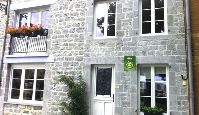 LE Banc Sous LES Tilleuls