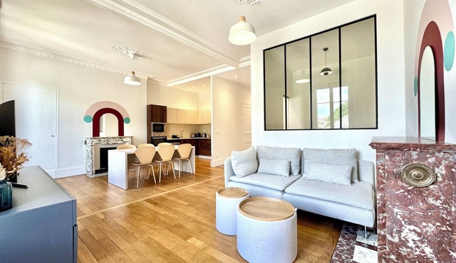 Le Bastille/6 pers/300 m station/Air-conditioned