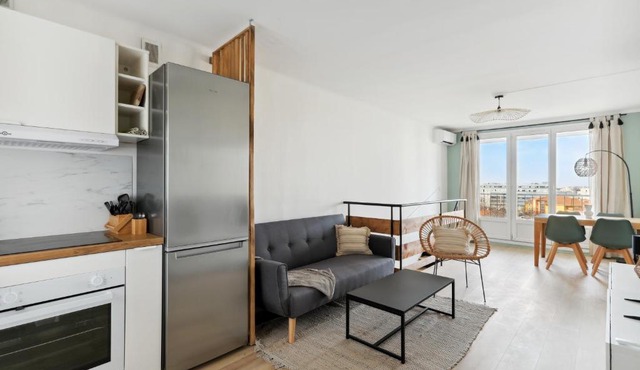 Le Beausoleil Duplex (Clim - Wifi - Netflix)