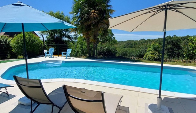 Le Bellevue, quiet gite with panoramic view 10 minutes from Sarlat