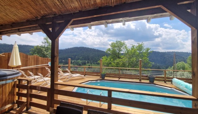 Le Bercail 4* with swimming pool and Nordic bath