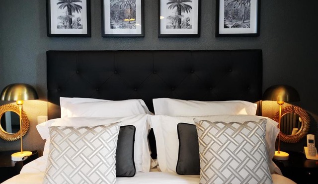 Le Boeuf Couronné - Hôtel & Restaurant Chartres- Logis Hotels