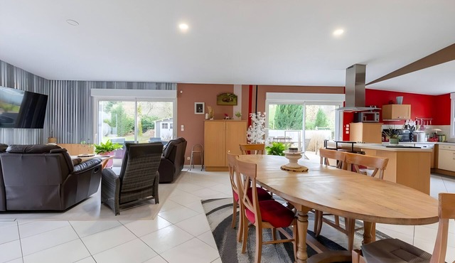 Le Bois d'Ourne - Piscine - 7p - Rêve au Mans