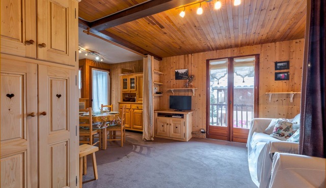 Le Bois Joly - Studio Apartment, Sleeps 4