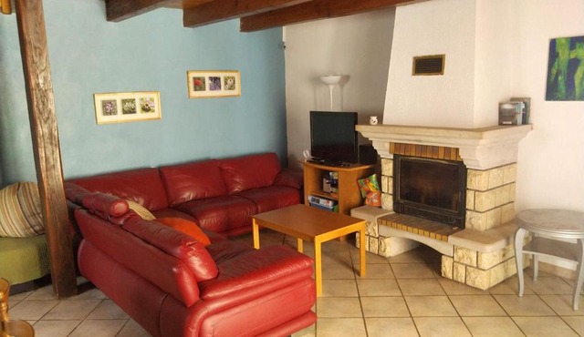 Le Bourdon bleu à Celles en Bassigny