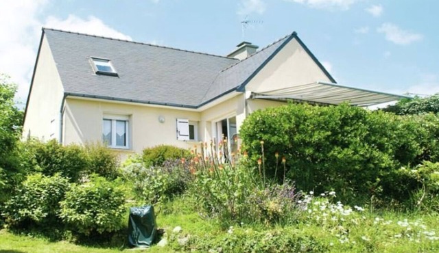 LE BOUT DU MONDEnmaison avec terrasse plein sud et jardin avec accès à la plage