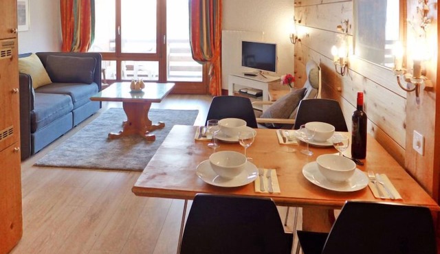 Le Bristol A54 by Interhome
