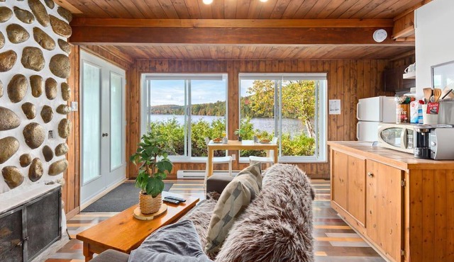 ☀️ Le1617 - Private dock, Lake- Chalets in the north ☀️