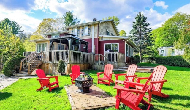 Le Koala | Relax by the lake with spa & pool table