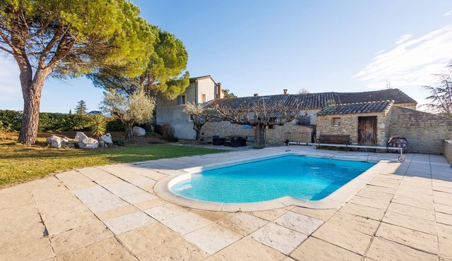 Le Cabanon des Cigales en Provence - Avec Piscine