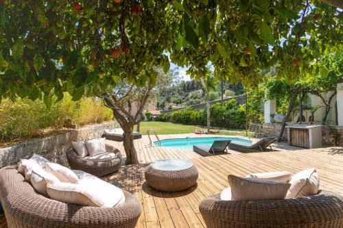 "Le Cabanon" Piscine et jardin sans vis à vis à 15 min des plages, parking