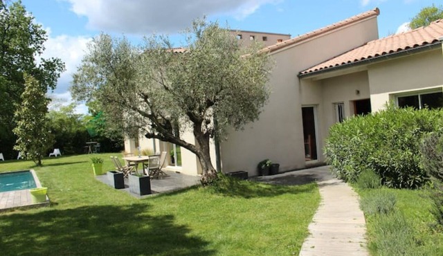 Le Calme aux Portes de Toulouse Piscine, Clim
