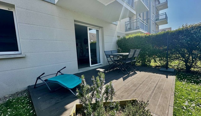 Le Calme Marin with garden 150m from the beach