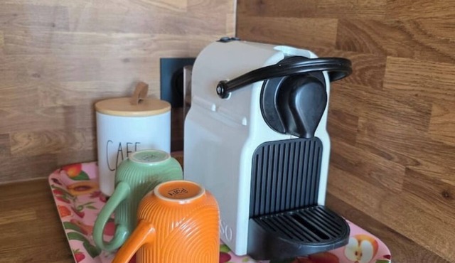 Le Camarguais Classified 2*Canal view & Ramparts on foot