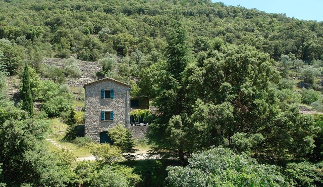 Le Camparas - House in the Cevennes with swimming pool
