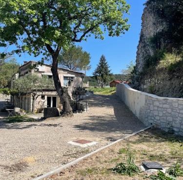 Le Castellas - Gîte en pleine Nature