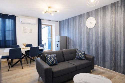 Le Celestya, confort au bord du rhône avec terrasse