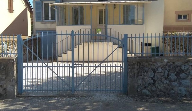 Le Chêne - LA CELLE EN MORVAN