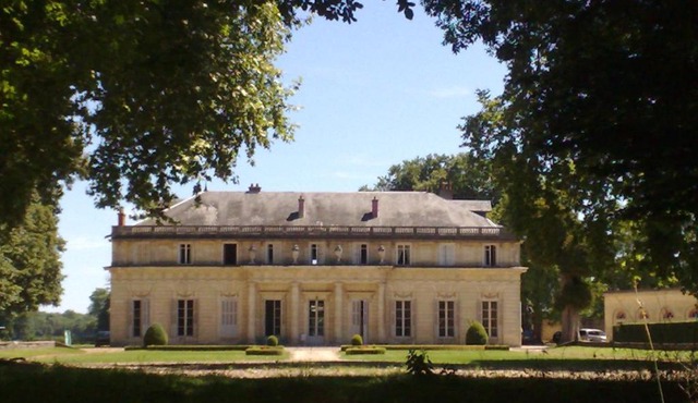 Le Château de BRESSEY & son Orangerie