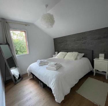 Le Château de Toile - Gîte du châtaignier