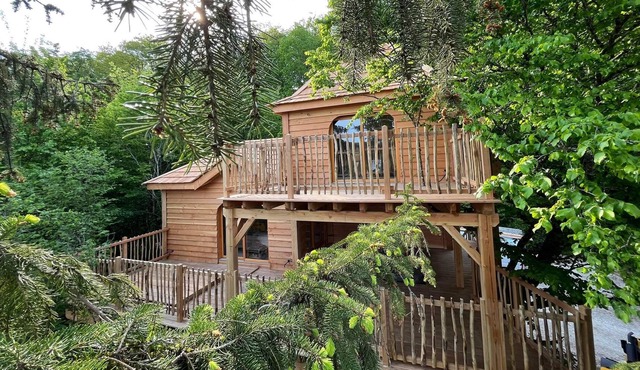 Le Château Des Fées