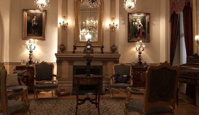 Le Château du Faubourg B&B