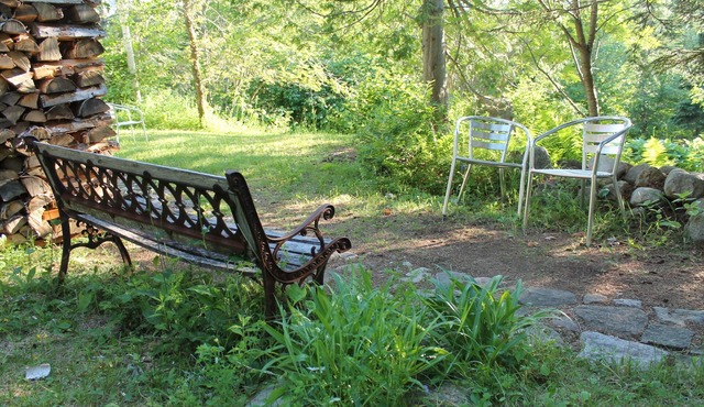 Le chalet d'en bas, Les Éboulements, minimum one-month rental.