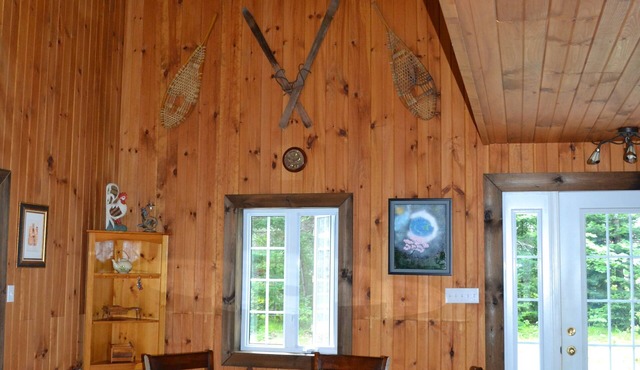 Le Chalet des Amis du Monde Charming cottage in the heart of nature.