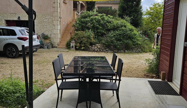 Le Chalet between Périgueux and Bergerac awaits you