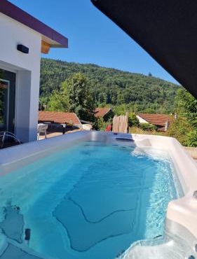 Le Chalet de la Répandise - Gîte Vosges 9 pers, Spa privé & Piscine - Proche Gérardmer