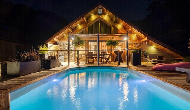Le Chalet des Eaux Piscine
