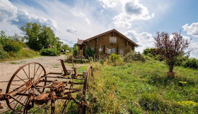 Le Chalet du Chemin et sa Roulotte