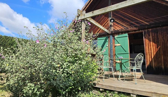 Le Chalet Fiolant: cosy wooden chalet for 6/8 people on the banks of the Sioule river