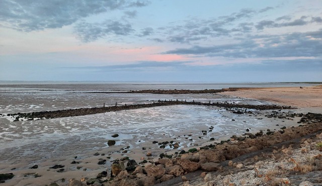 Le Chalet Médocain Entre mer et Estuaire