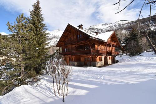 Le Chalet l'Harmonie - Pierres d'Histoire
