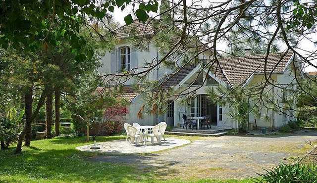 Le chant des milans by Interhome