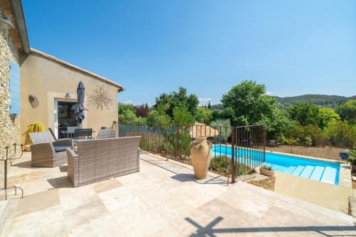 Le Chant des Cigales - Climatisé piscine partagée