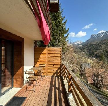 Le charmant somme - vue et terrasse privative