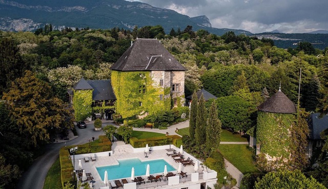 Le Chateau De Candie