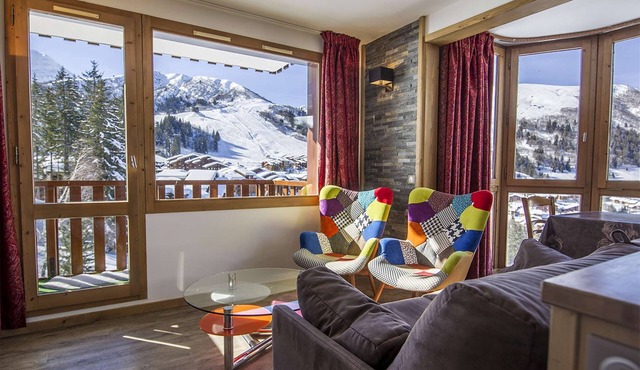 Le Cheval Blanc C3 - Exceptionnal apartment with a bow window overlooking the mountain and the.