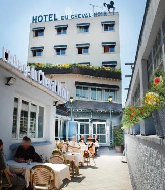 Le Cheval Noir Hôtel Paris Pantin
