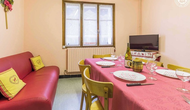 LE CHEVAL NOIR - LES BELLEVILLE