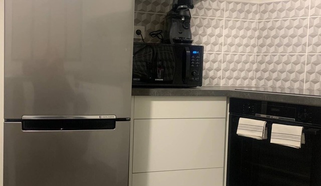 Le Chic-Joli T2 city center -2mn station and hyper center (ideal for couples, students, business)