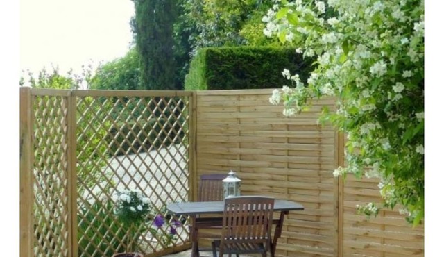 LE CIEL BLEU STUDIO HOLIDAY RENTAL IN LE GRAND PRESSIGNY INDRE-ET-LOIRE, FRANCE