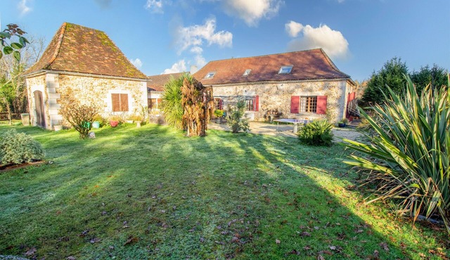 Le clau des cerisiers in the heart of Périgord (Pourpre)