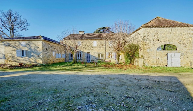 Le Clos Boissière - Charming gîte with swimming pool in the heart of the Gers