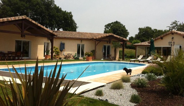 LE CLOS CASTEL - Gîte équipé