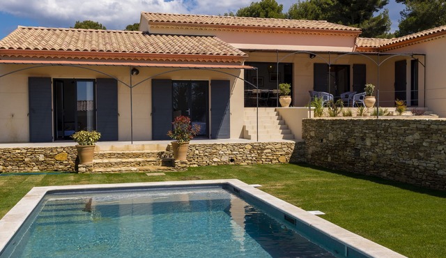 Le Clos des Figuiers - Villa Neuve au Calme Avec Piscine